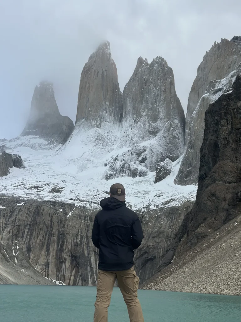 Les trois tours de granite de Las Torres vues depuis le mirador, Torres del Paine